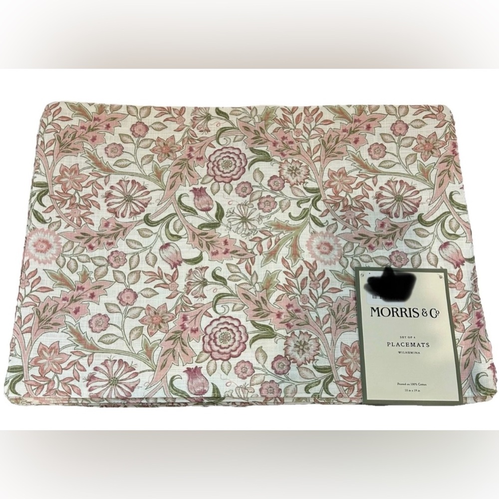 Morris & Co Wilhemina Placemats set/4:  13” x 19” 100% cotton Pink Green Spring
